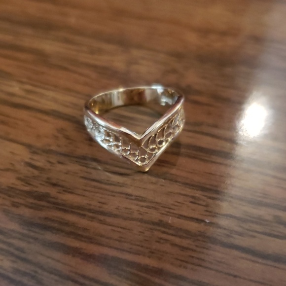 Gold ring - Picture 4 of 4